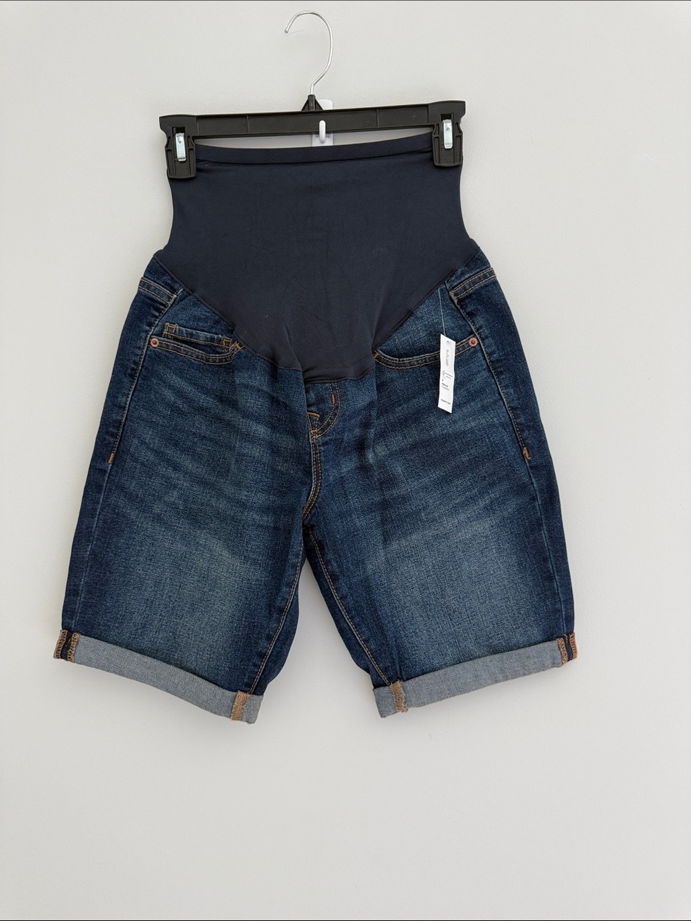 Old Navy Maternity Denim Bermuda Shorts Full Panel Jean New Size 2